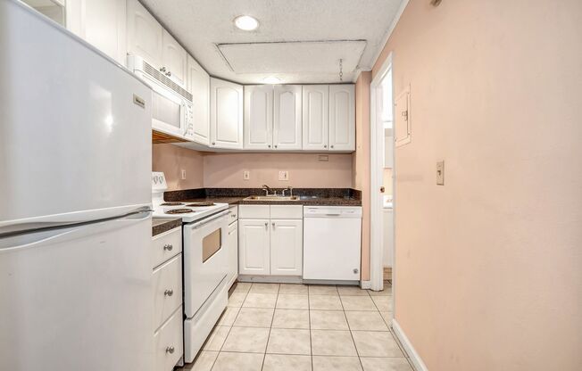 Studio Condo for Rent in Orlando!