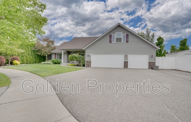 3045 W THORNDALE LOOP