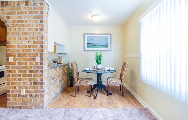 Willow Lake Apartments
