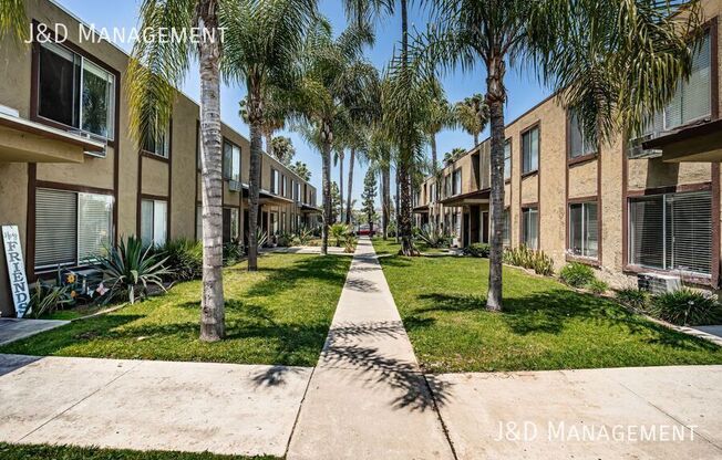 909 S. SUNSHINE AVENUE