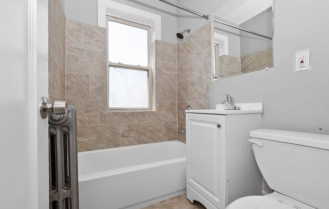Studio, 1 bath, 275 sqft, $1,095, Unit 4344 - 208