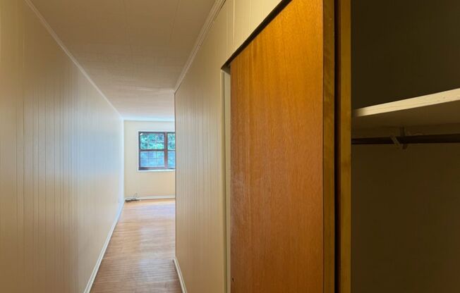 Studio, 1 bath, 487 sqft, $1,300, Unit Fifth 308