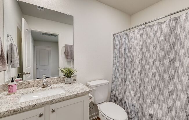 4 beds, 2 baths, 1,724 sqft, $2,145, Unit 505 Beall St