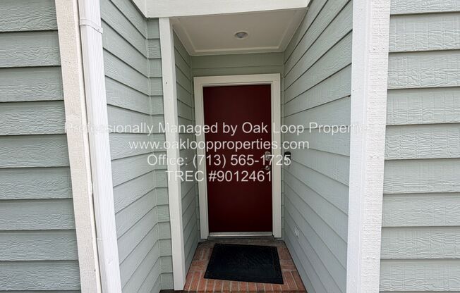 1253 W 17 ST
