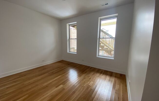 3 beds, 2 baths, 1,500 sqft, $2,800, Unit Unit 4