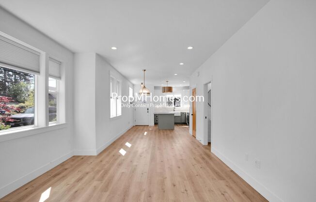 Updated Two Bedroom Escape in the Heart of SE Portland!