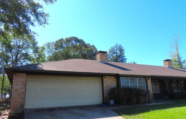 Whitehouse ISD - 3 Bedroom, 2 Bath Duplex, Lawn Care Provided!