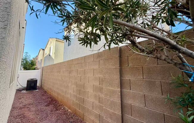2 beds, 2.5 baths, $1,500