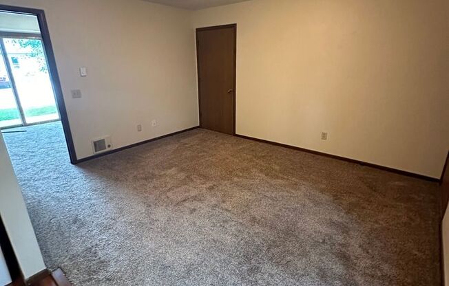 1 bed, 1 bath, $1,295