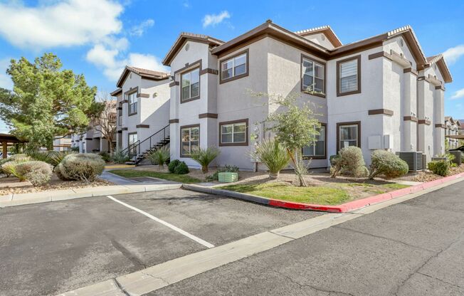 2 beds, 2 baths, $1,700, Unit # 1711