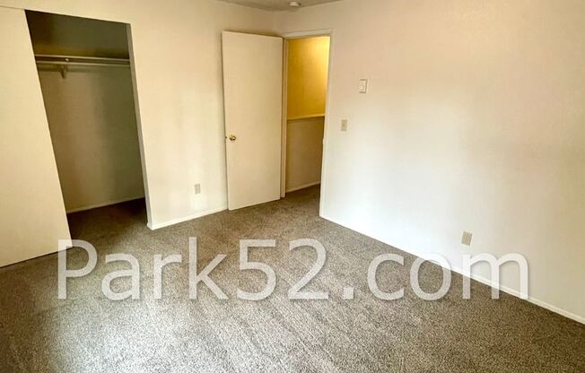 2 beds, 1.5 baths, $1,895, Unit 9505-#B