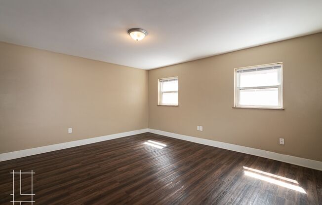 Studio, 1 bath, $1,050, Unit 866 N. High St. Apt. 4