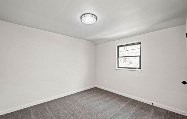2 beds, 1 bath, 900 sqft, $1,549, Unit 52 Melvin Court - Bldg. E