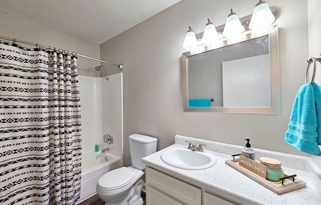 2 beds, 1 bath, 841 sqft, $2,595, Unit 26