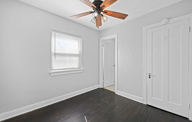 1 bed, 1 bath, $995, Unit 4300 5