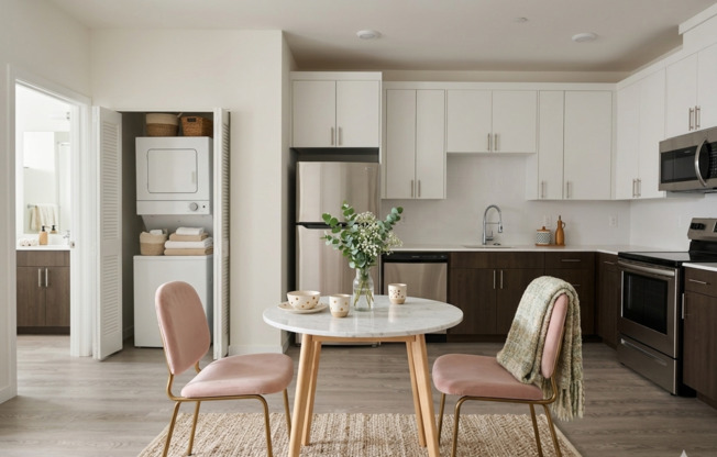 4 WEEKS FREE RENT! Brand New Modern Units in N. Tabor Neighborhood