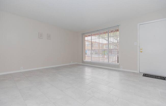 Community Amenities - Southern Oaks Apartments - Houston, TX