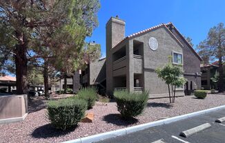 MOVE IN SPECIAL!!! 2BD/1BA CONDO IN THE SOUTHWEST! 1ST FLOOR UNIT!