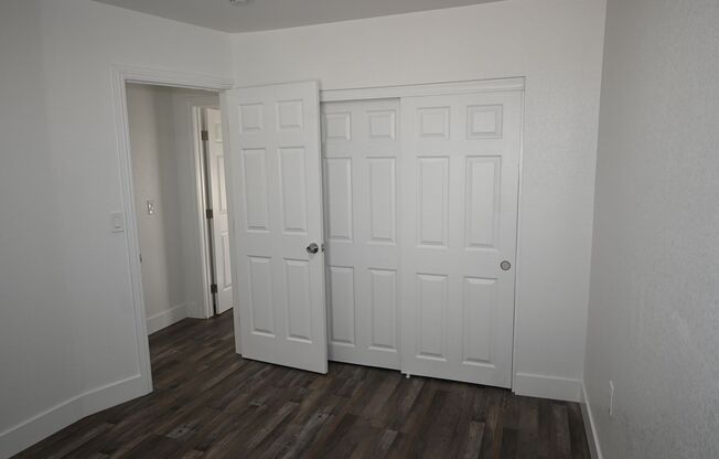 3 beds, 1 bath, $1,200
