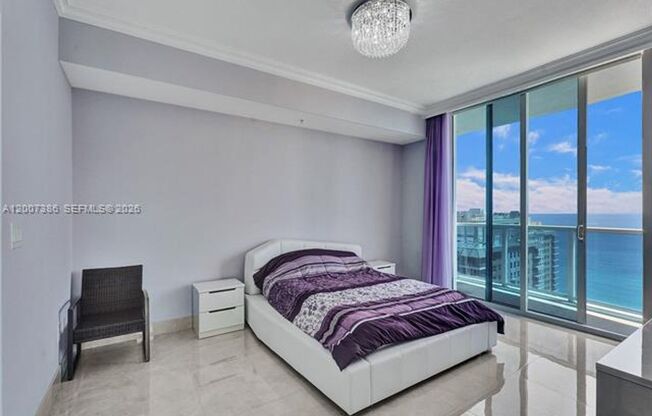 3 beds, 3 baths, 1,744 sqft, $4,800, Unit 1945 S Ocean Dr # 2101
