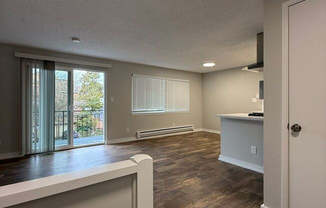 1525 NW 52nd St Apartments