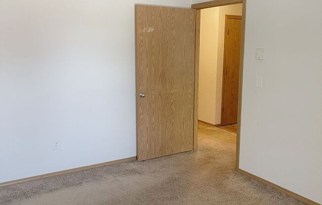 2 beds, 1 bath, $1,645