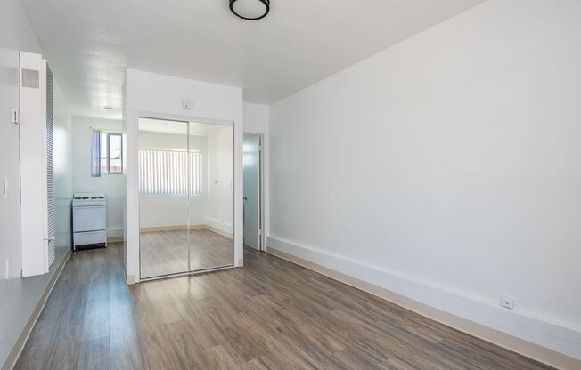 320 G St