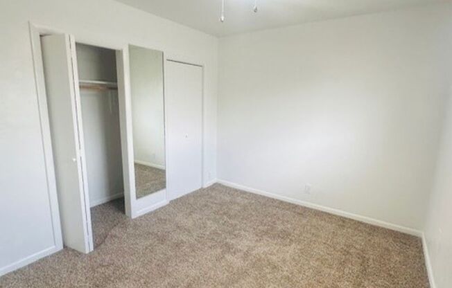 2 beds, 1 bath, 802 sqft, $1,995, Unit A225