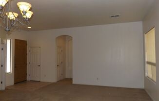 2526 E Remington PL