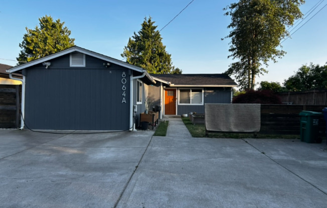 8064 ALT 37 AVE S