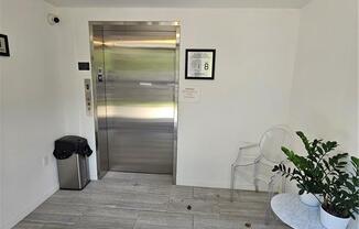 Studio, 1,000 sqft, $2,800