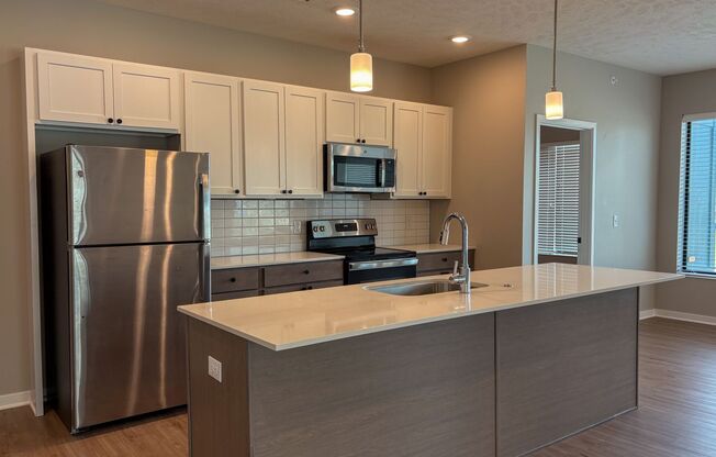 2 beds, 2 baths, 1,464 sqft, $2,279, Unit 316