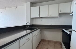 Charming 2-Bedroom, 1-Bath Condo with Great Views and Convenient Location in Aiea