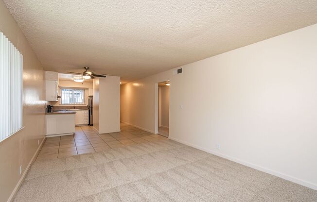 2 beds, 1.5 baths, 875 sqft, $1,725, Unit 5052-114