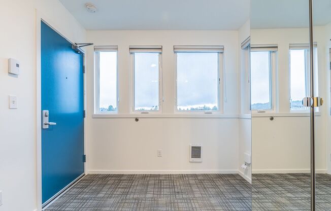 Studio, 1 bath, 201 sqft, $899, Unit 6B