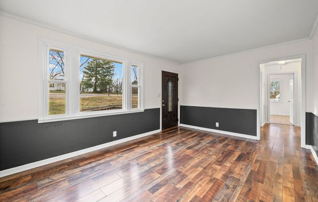 3 Bedroom Pet Friendly Home For Rent!