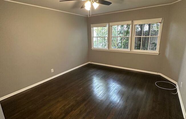 1366 Beverly Glen