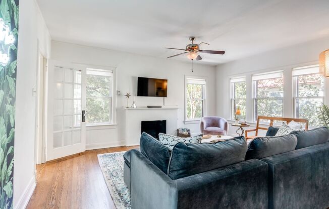 Charming 2-Bedroom Duplex in Mahncke Park