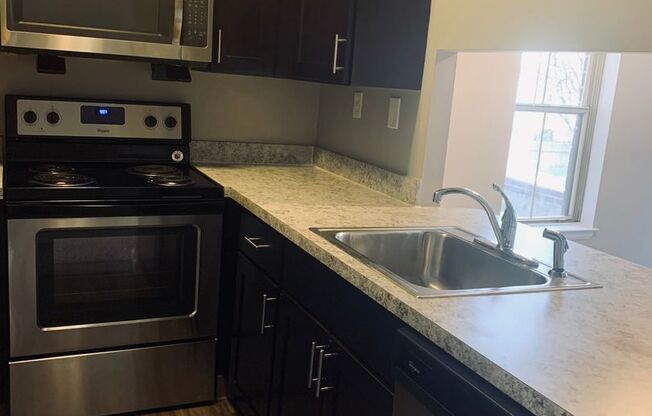 1 bed, 1 bath, 700 sqft, $1,192, Unit 51