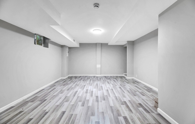 41 TUCKERMAN ST NW