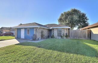 4 beds, 2 baths, $1,599