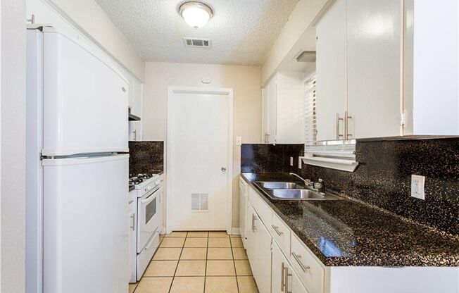 Pecan Springs Road, 3004