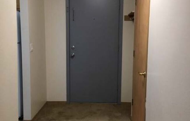 1 bed, 1 bath, 547 sqft, $1,250, Unit 31