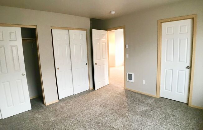 137-332, 334 sw 12th