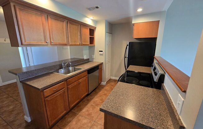 Washington Ave - 4910
