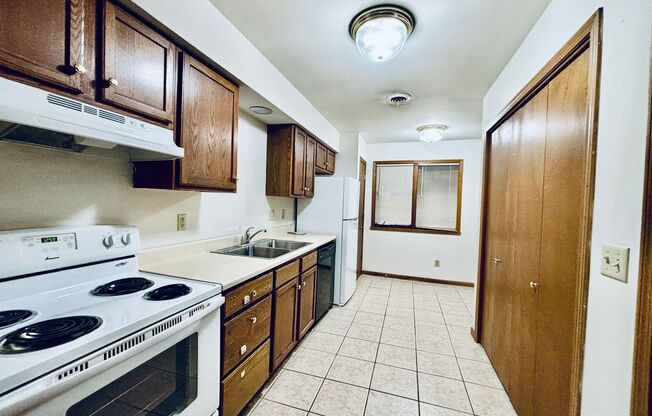 2 beds, 2 baths, $1,450