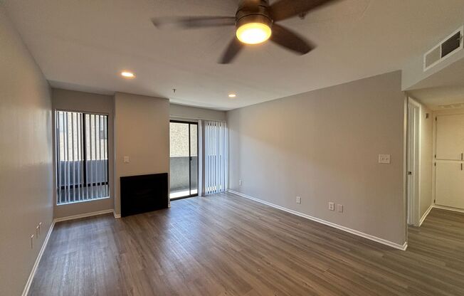 1 bed, 1 bath, 700 sqft, $1,748, Unit 219