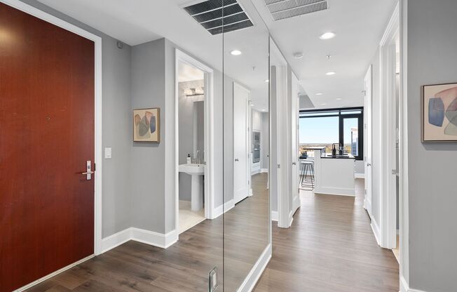 122 N Harrington Unit 1225
