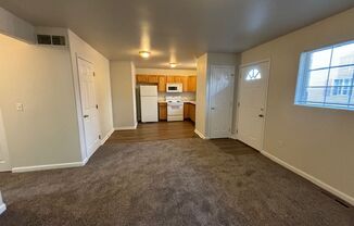 3 beds, 2 baths, 950 sqft, $1,200, Unit PM 189-4 - Apt. D