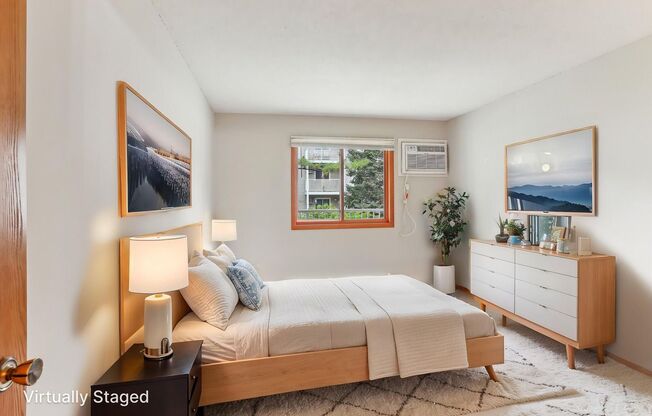 1 bed, 1 bath, 895 sqft, $1,299, Unit 2350-117